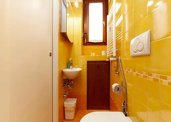 Cavalleggeri House * Rome